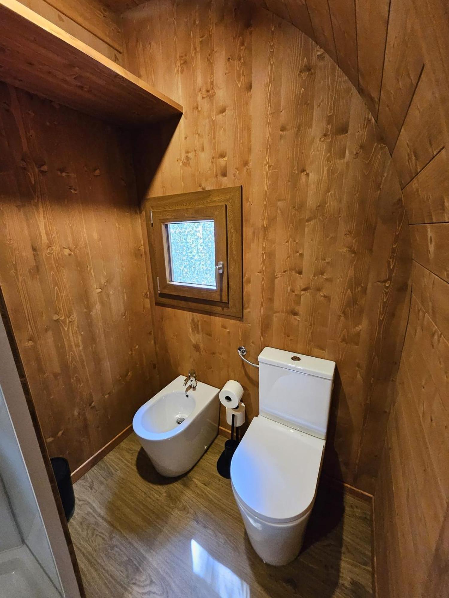 Vicolungo Glamour Lodge & Spa - Free Spa Hot Tub E Sauna Luaran gambar